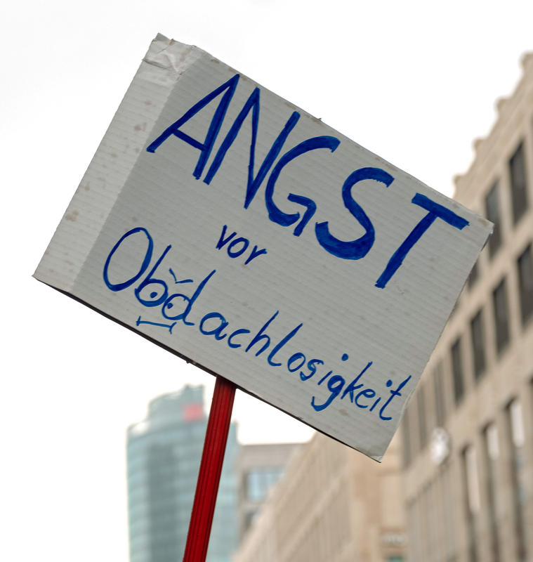 s:31:"Demonstration gegen hohe Mieten";
