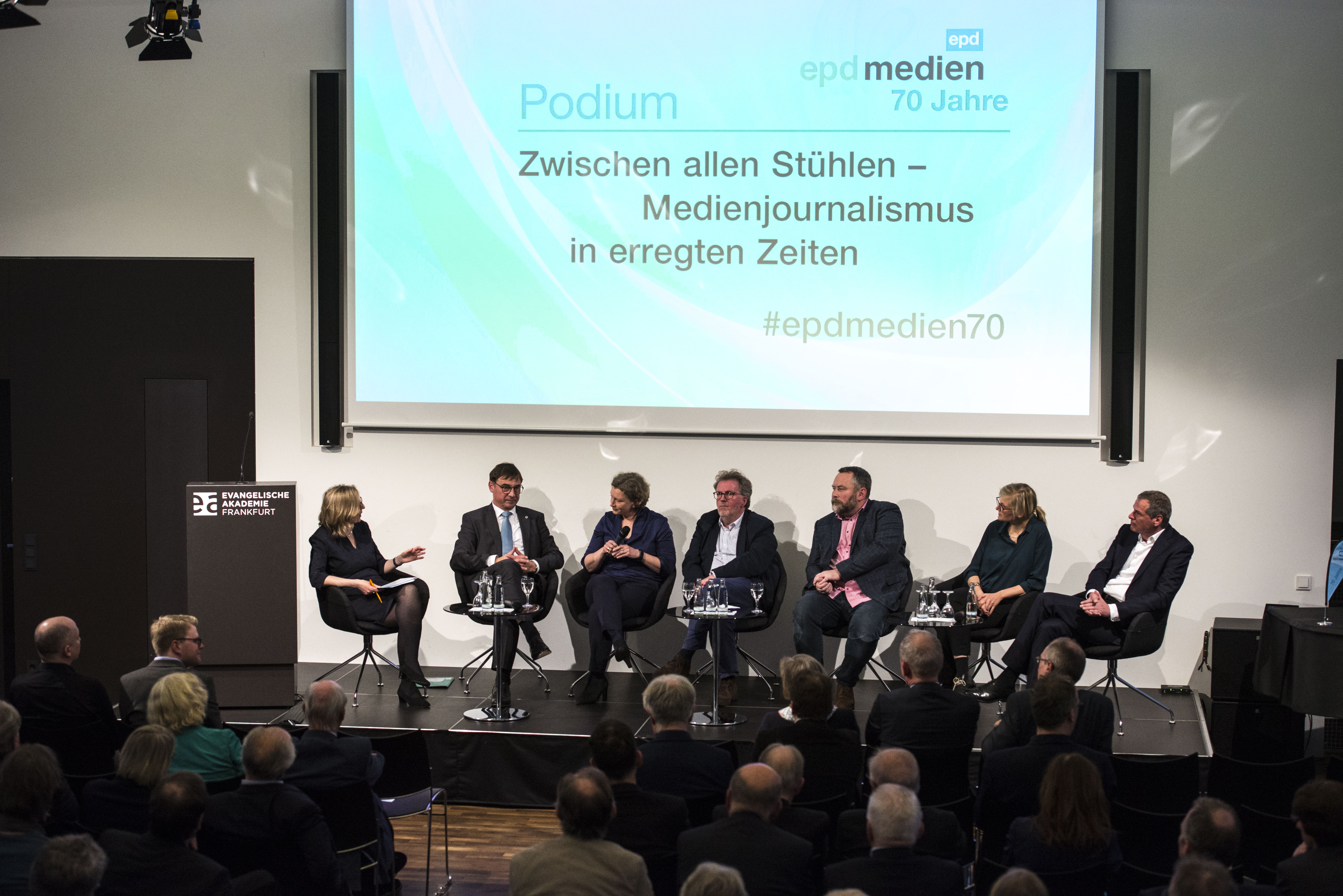 Podiumsdiskussion bei der Feier 70 Jahre epd medien