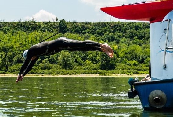 Sprung ins Wasser