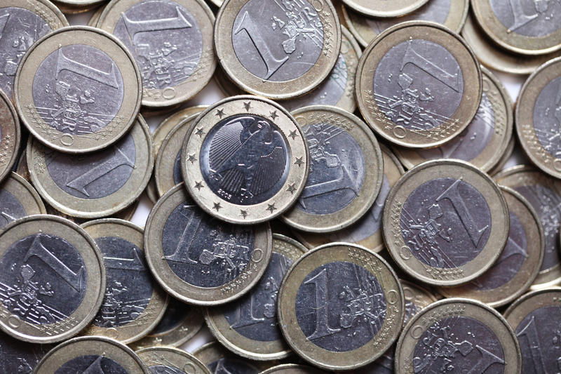 s:90:"Der Freistaat bezuschusst den Besuch eines Kindergartens ab April mit 100 Euro pro Monat. ";