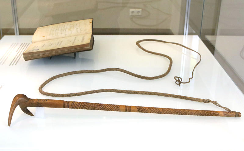 s:50:"Bibel und Peitsche von Hendrik Witbooi (1830-1905)";