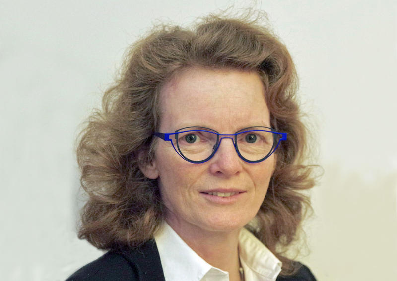 s:13:"Uta Hirschler";