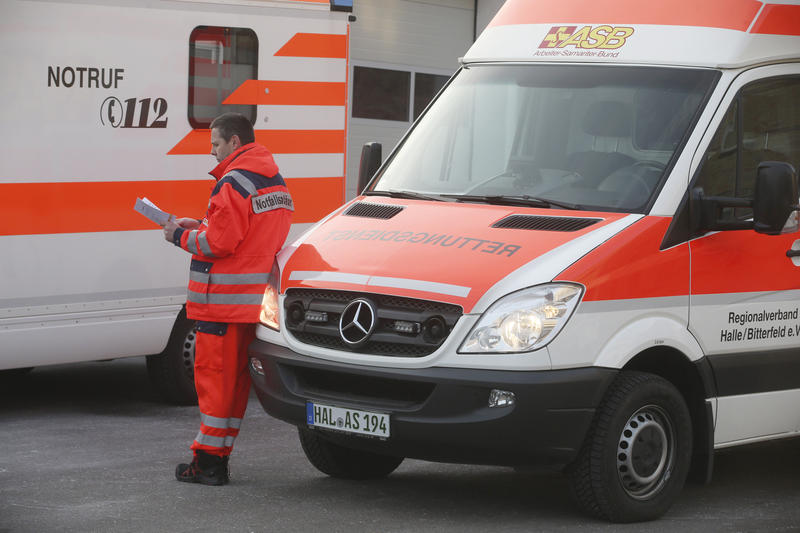 s:108:"Der EuGH hat entschieden, dass Leistungen im Rettungsdienst nicht europaweit ausgeschrieben werden müssen. ";