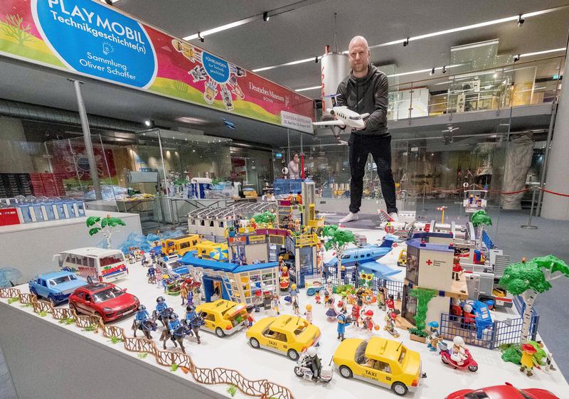 s:48:"Deutsches Museum Bonn zeigt Playmobilausstellung";