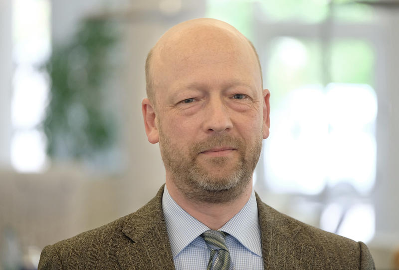 s:23:"Johann Hinrich Claussen";