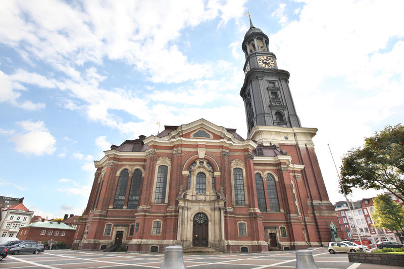 s:36:"Hauptkirche St. Michaelis in Hamburg";