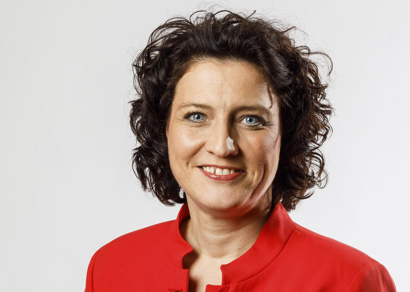 s:111:"Carola Reimann, niedersaechsische Ministerin fuer Soziales, Gesundheit und Gleichstellung (Foto vom 22.11.2017)";