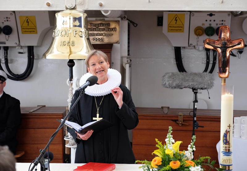 s:107:"Die Hamburger Bischöfin Kirsten Fehrs wird während der Travemünder Woche predigen (Symbolfoto von 2015).";