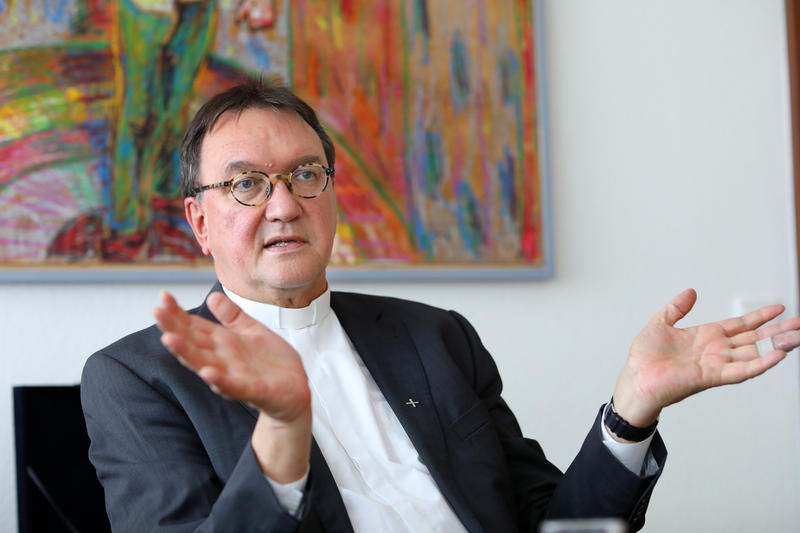 s:19:"Bischof Martin Hein";