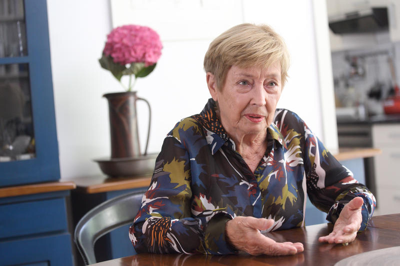 s:19:"Christine Bergmann ";