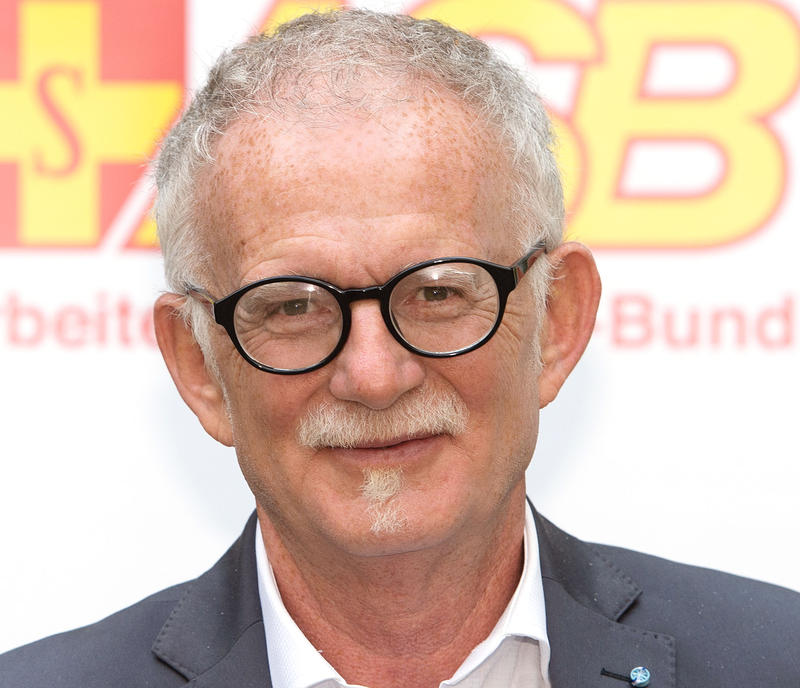 s:21:"Hans-Ulrich Pfaffmann";