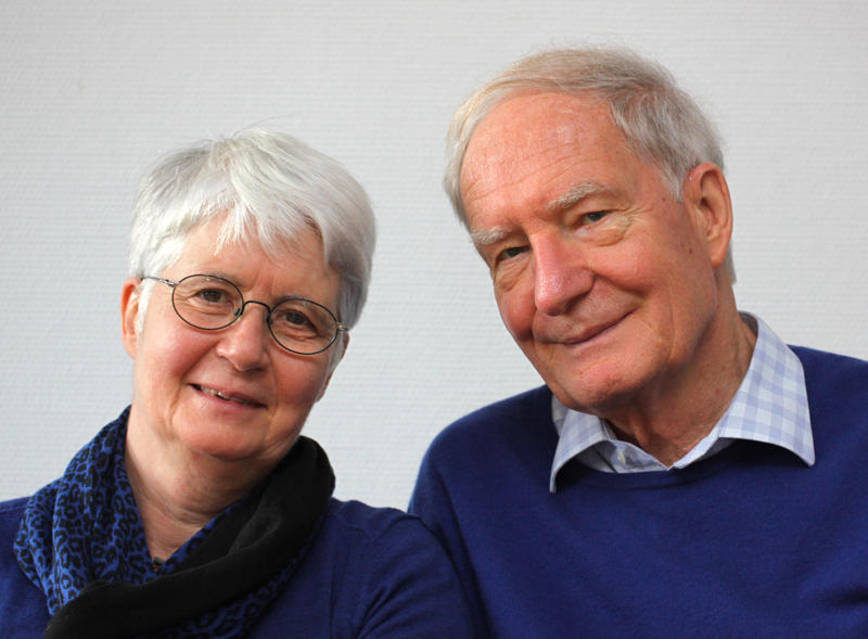 s:232:"Hildegard und Hartmut Radebold bereiten sich am 16.02.11 im evangelischen Bildungszentrum in Bad Bederkesa auf ein Seminar mit dem Titel "Älterwerden will gelernt sein" vor. Soziale Kontakte, viel Bewegung und ständig Futter . . .";