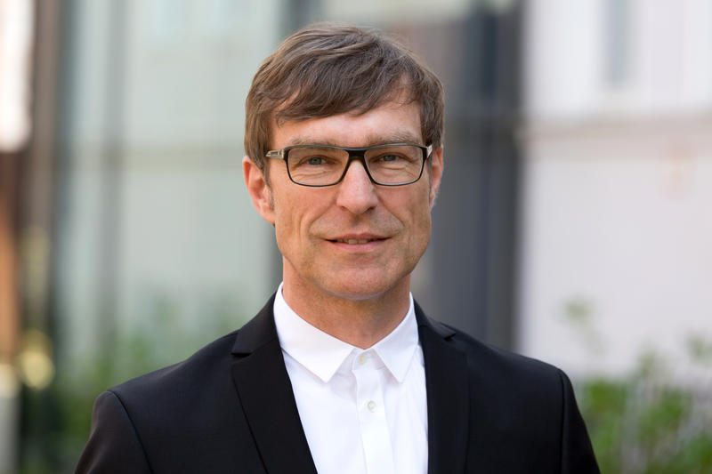 s:16:"Thorsten Nolting";