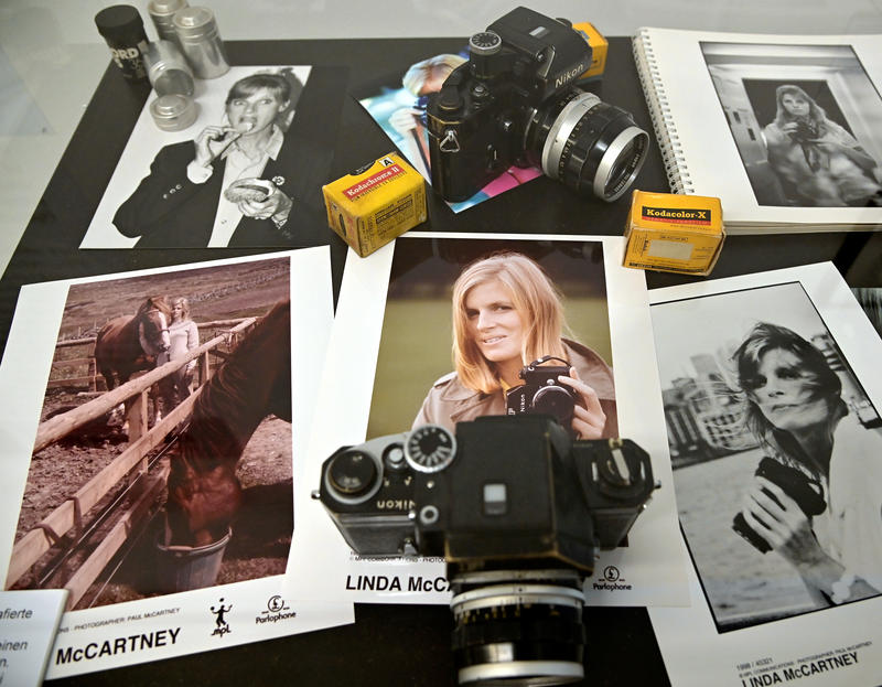 s:67:"Linda McCartneys Fotografien von Rockstars der 1960er in Oberhausen";