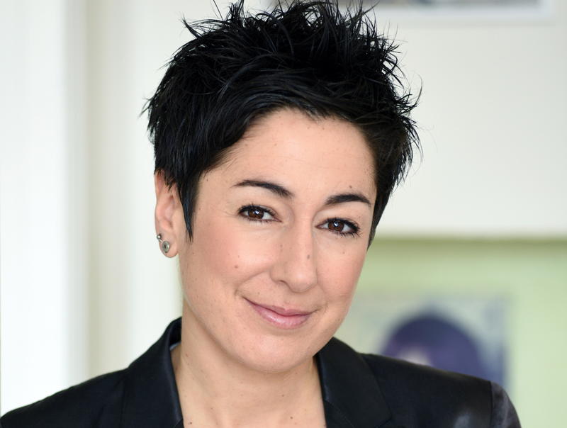 s:13:"Dunja Hayali ";