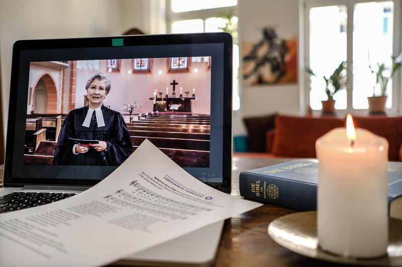 s:38:"Gottesdienst und Gebet per Videostream";