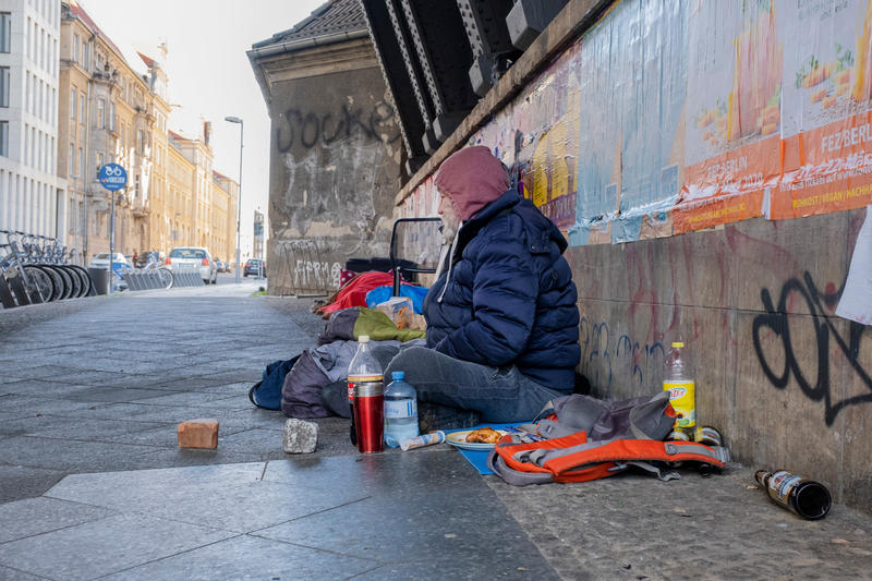 s:54:"Wohnungslose brauchen derzeit dringend Unterstützung.";