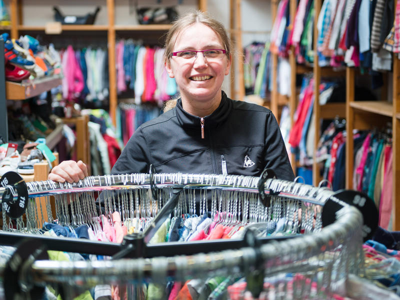 s:39:"Second-Hand-Kleidung statt Fast Fashion";