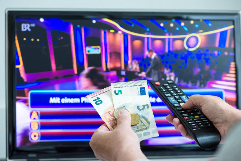 s:33:"Der Rundfunkbeitrag soll steigen.";