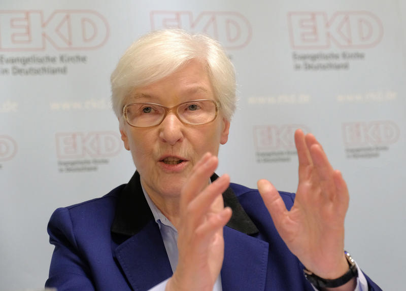 s:18:"Irmgard Schwaetzer";
