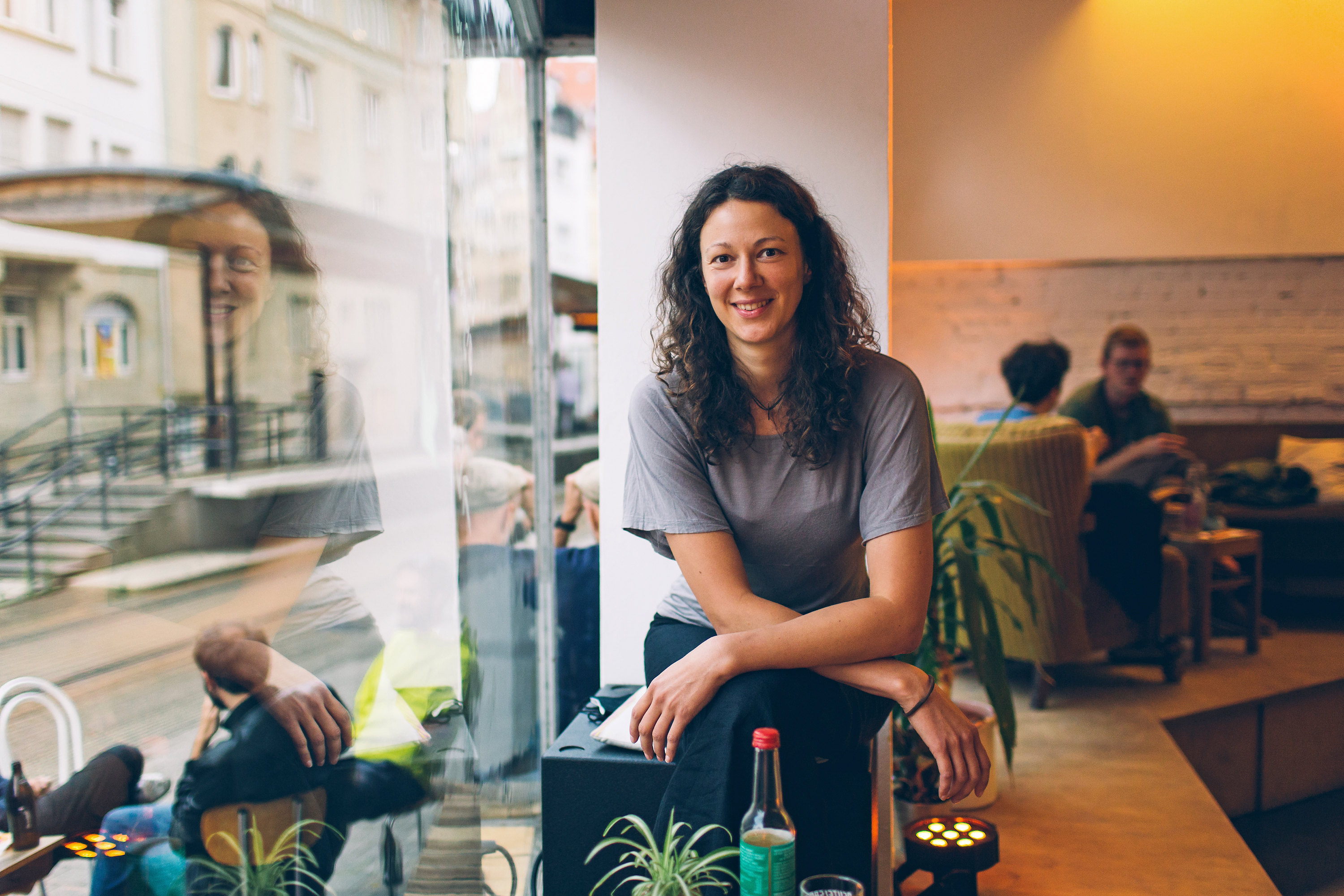 s:83:"Maike Lambarth hat das Foodsharing-Cafe "Raupe Immersatt" mit Freunden gegründet. ";