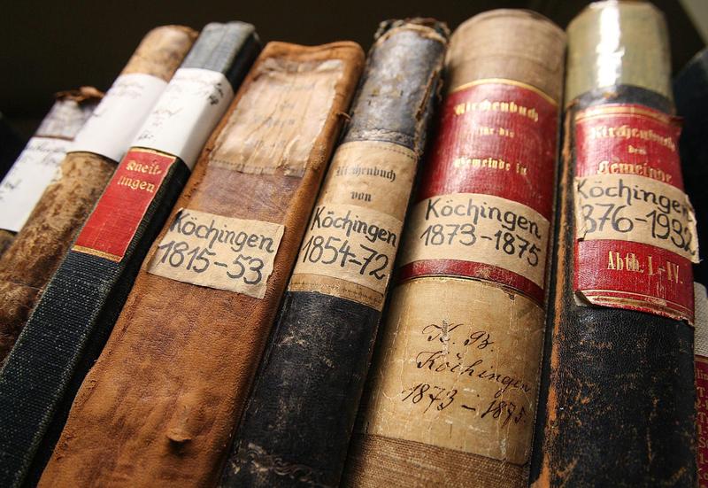 s:67:"Zahlreiche historische Kirchenbücher wurden bereits digitalisiert.";