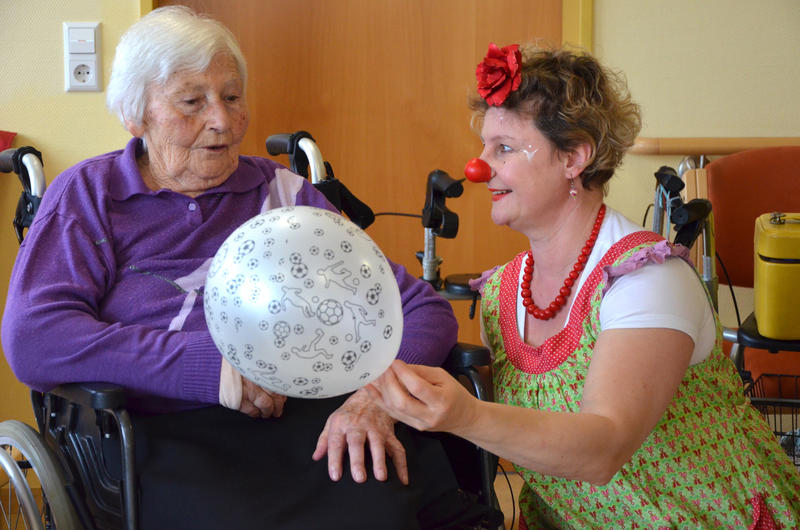 s:40:"Tatjana Kapp tritt als Clownin Schlawine";