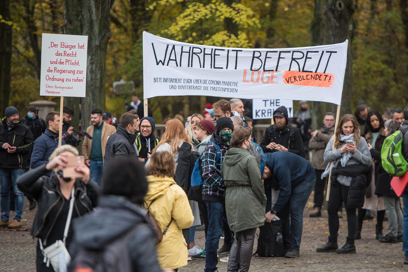 s:133:"Bremens Bürgermeister Andreas Bovenschulte (SPD) hat die "Querdenker"-Bewegung in Deutschland scharf kritisiert. (Foto vom 18.11.20)";