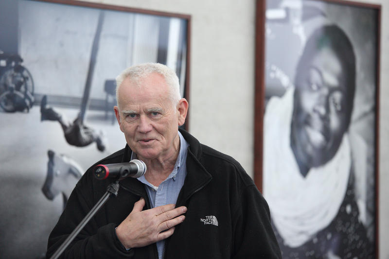 s:29:"Jim Rakete wird 70 Jahre alt.";