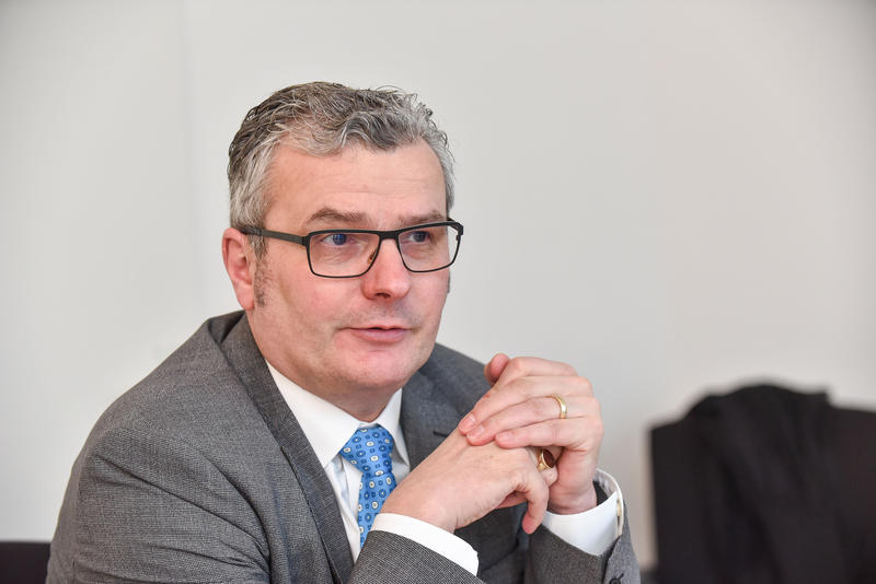 s:197:"Der Vorstandssprecher der Diakonie in Niedersachsen, Hans-Joachim Lenke, ist neuer Vorsitzender der Landes- arbeitsgemeinschaft der Freien Wohlfahrtspflege in Niedersachsen. (Foto vom 05. 01.2018).";