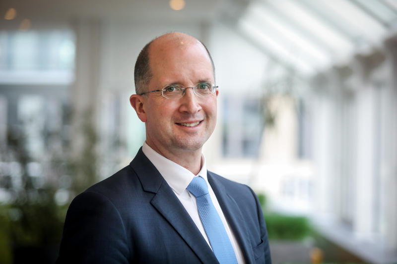 s:15:"Thorsten Latzel";