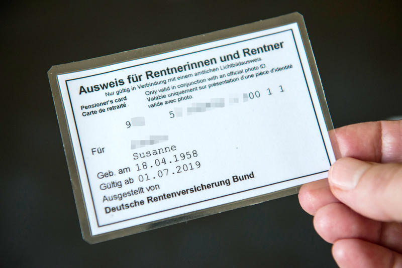 s:13:"Rentenausweis";