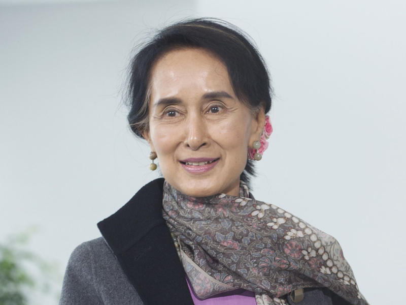 s:23:"Aung San Suu Kyi (2014)";