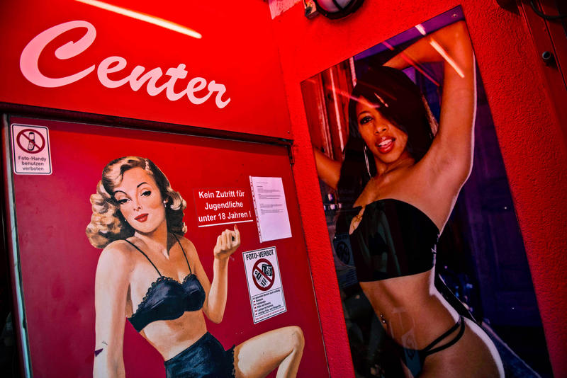 s:54:"Prostituierte bangen um ihre wirtschaftliche Existenz.";