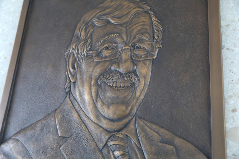 s:31:"Gedenktafel für Walter Lübcke";