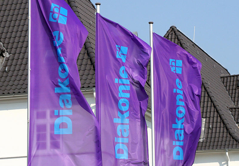 s:15:"Diakonie-Fahnen";