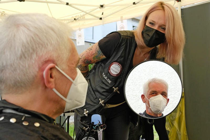 s:33:"Haarschnitt von den Barber Angels";