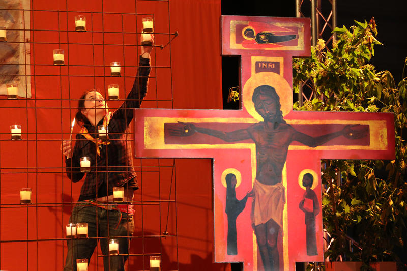 s:54:""Die Nacht der Lichter" - Taizé auf dem Katholikentag";