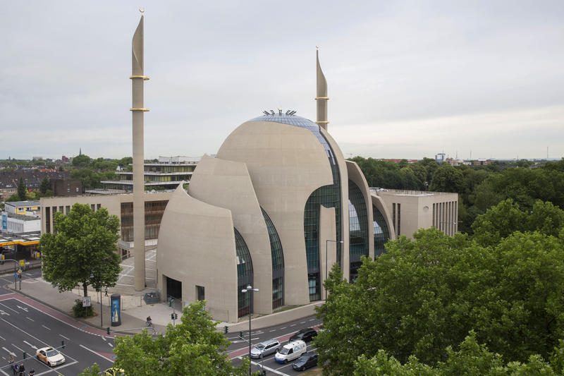 s:29:"Ditib-Zentralmoschee in Köln";