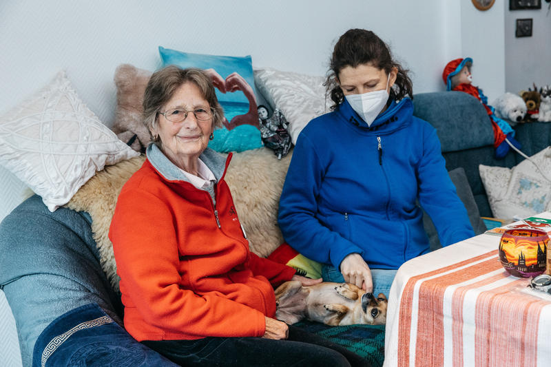 s:36:"Corinna Günzel (r.) und Hanni Meier";