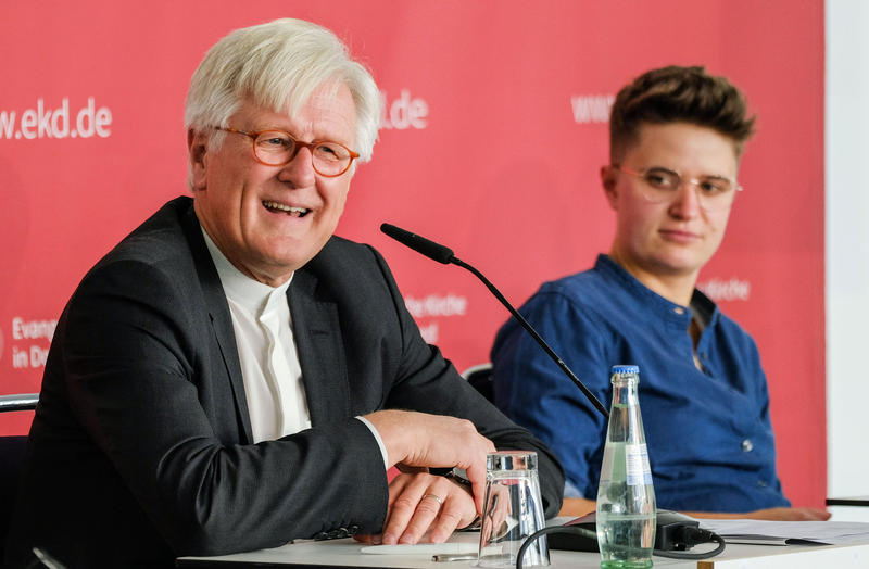 s:48:"Heinrich Bedford-Strohm und Anna-Nicole Heinrich";