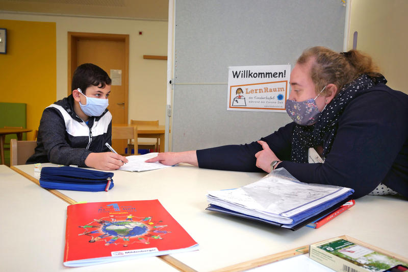 s:42:"Hausaufgabenhilfe unter Corona-Bedingungen";