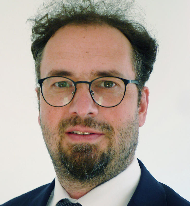 s:15:"Kornelius Knapp";