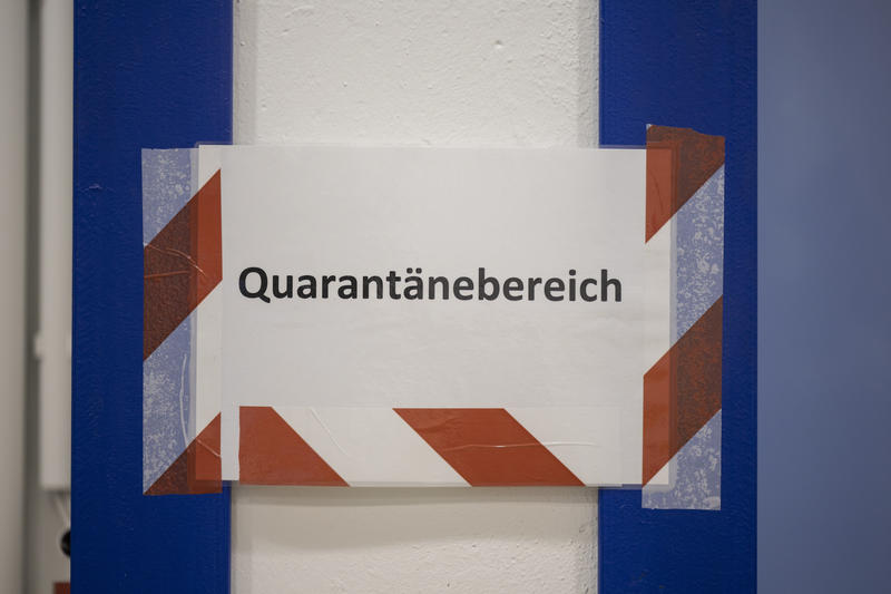 s:68:"Psychologe Bandelow warnt vor Vertrauensverlust in Corona-Maßnahmen";