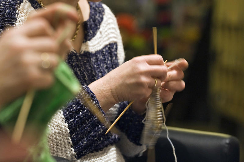 s:20:"Symbolbild: Stricken";