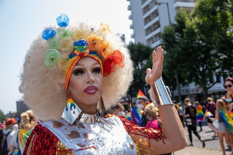 s:30:"Archivbild: CSD 2021 in Berlin";