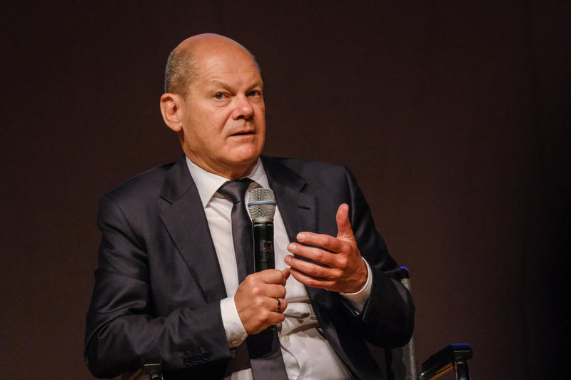 s:30:"Kanzler Olaf Scholz am 27.5.22";