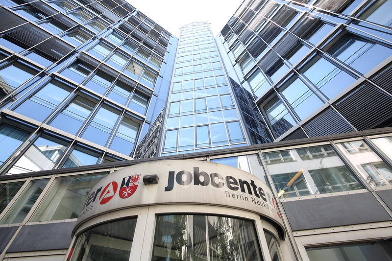s:26:"Jobcenter Berlin-Neukölln";