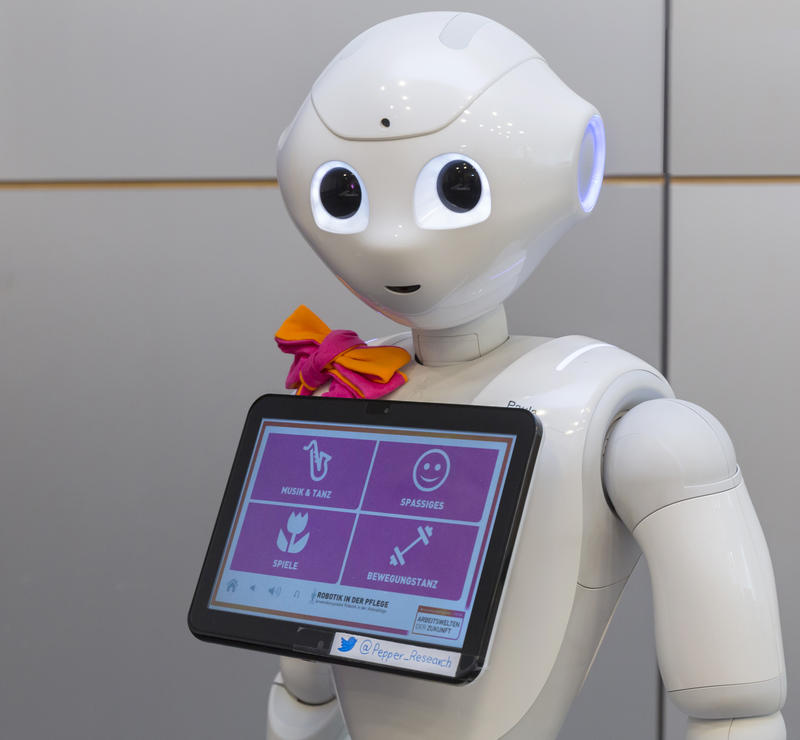 s:24:"Roboter vom Typ "Pepper"";