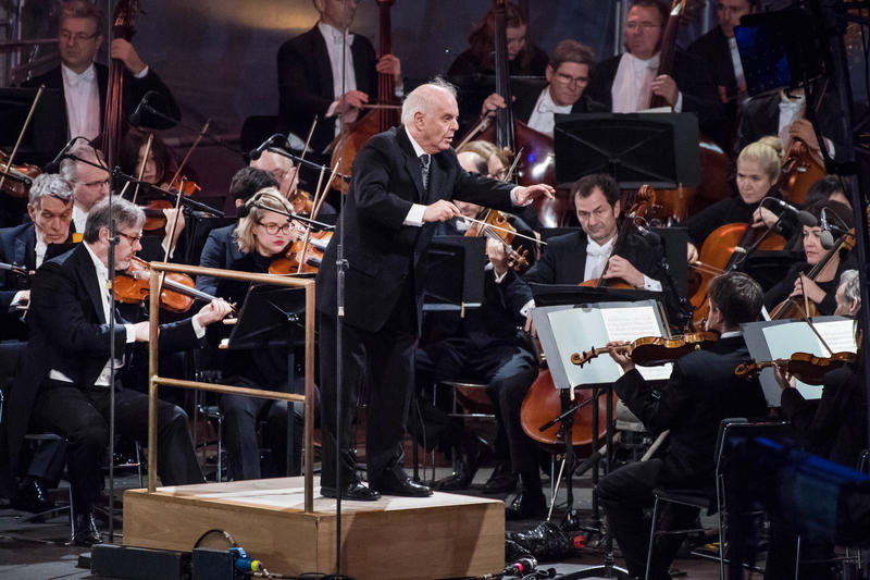s:16:"Daniel Barenboim";